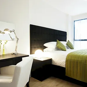  Apartment Andora